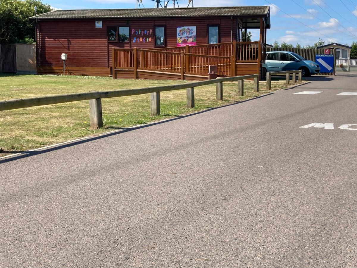 Birchington Vale Caravan Holiday Park Extérieur photo